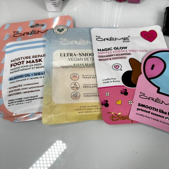 The Creme Shop 14 Pcs Gift Christmas Variety Makeup, Face Mask, Nail File,Eye - Picture 5 of 8